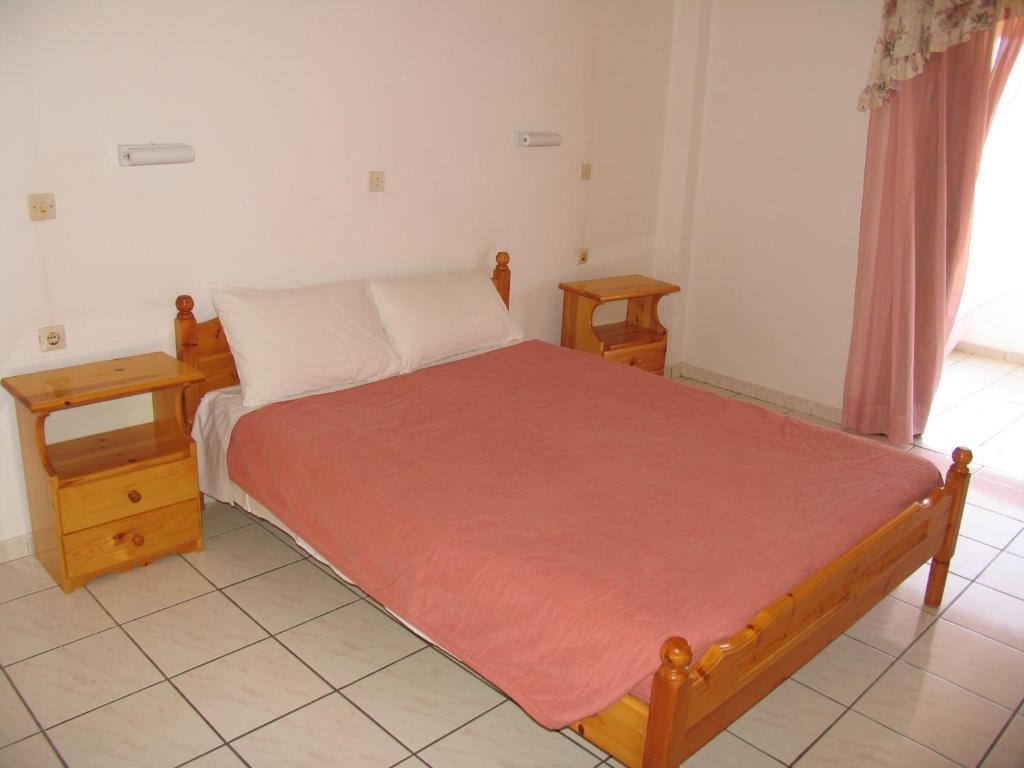 Loula Apartments Сидари Екстериор снимка