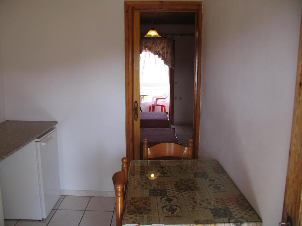 Loula Apartments Сидари Стая снимка