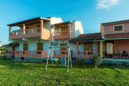 Loula Apartments Сидари Екстериор снимка